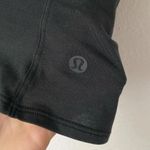 Lululemon 2 Round Trip Short Sleeve in Black Photo 5