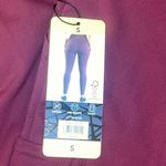 Spyder  Women's Burgundy Leggings size small NWT 27 inch inseam Photo 2