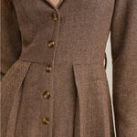 Rihoas Brown A Photo 1