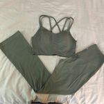 Lululemon Set Grey Sage, Align High-Rise Mini-Flared Pant 28" & Like a Cloud Bra Photo 3