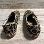 Vans  Slip On Sneakers Women's Size 6 Leopard Animal Print Canvas Shoes Comfy Photo 4