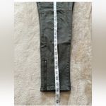 Treasure & Bond Women’s Olive Green Zip‎ Ankle Pants Size 31 Photo 13
