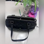 Isaac Mizrahi  Black Quilted Shoulder Bag Photo 5