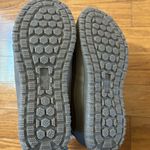 Minnetonka NWT  genuine suede women boots size 6 Photo 4