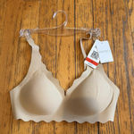 B.tempt'd By Wacoal Bra Womens Large Beige Wire Free Seamless Scallop Photo 0