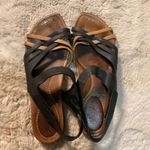 Ahnu‎ Sandal Womens Size 10 Leather Strappy Brown Black Photo 7