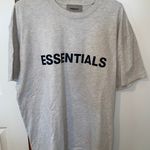 Fear of god Essentials Tshirt Photo 0