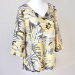 Onque Casuals Yellow Tropical Hibiscus 3/4 Sleeve V Photo 3