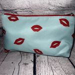 Clinique  Kate Spade Collaboration Limited Edition Small Make Up Bag Photo 2