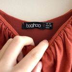 Boohoo  Stretch Midi Dress, Ruffled Off the Shoulder Sleeves, Burnt Orange, Size 6 Photo 10