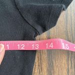 Brandy Melville  Embroidered Baby Tee‎ Photo 4