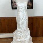 Stunning Allure Bridals Ivory Taffeta Mermaid Wedding Gown! Size 12 Photo 0