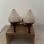 St. John Vintage Cream ’s Leather Wood Heel Pumps High Heels Size 8 READ Photo 5