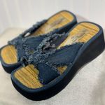 Kathy Ireland  Y2K Platform Sandals 6 Frayed Denim Flip Flops Chunky 2000s Retro Photo 0