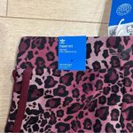 Adidas NWT  Three Stripe Pink Leopard Legging Short Tight Fit Mid Rise Size XS Photo 5