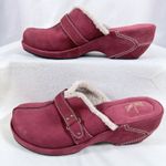 White Mountain  Womens 7.5 Red Faux Fur Leather Suede Mule Boho Country Cottage Photo 1