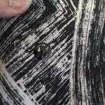 Lululemon High waisted black n white full length mesh panels women's 6 Photo 4