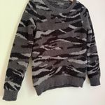 Barefoot Dreams CozyChic Seaside Pullover Sweater Carbon Camo Black Grey Size XS Photo 4