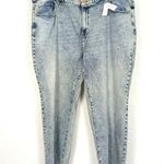 Lane Bryant NWT Mid-Rise Relaxed Straight Acid Wash Signature Fit Jean Size 28 Photo 0