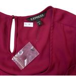 EXPRESS 35-20 Maroon Short Sleeve Top Women Petite Size Small NWT Photo 2