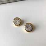 Givenchy  Vintage Gold Tone Clip On Earrings Photo 14