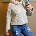 Arizona Jeans Fluffy boucle beige loose cropped turtleneck medium Photo 0