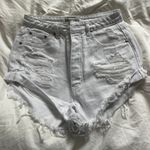 Signature 8 Jean Shorts Photo 0