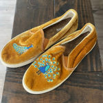 Soludos  Velvet Women's Size 7 Gold Loafer Sneaker Peacock Embroidered Slip On Photo 0