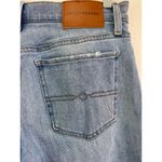Lucky Brand  Sweet Mid Rise Straight Raw Hem Jeans Size 6/28 Normcore Streetwear Photo 4
