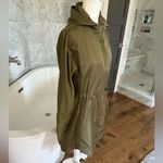 J Jill Olive Green Trench Coat Rain Jacket Removable Hood Zip Pockets Utility XS Photo 6