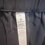 Lululemon - Noir Short 5.5" Black Athletic Travel Casual Resort Summer On The Go Photo 5