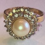 Size 8 18K HGE Gold Plated Faux Pearl CZ Rhinestone Vintage Statement Ring Photo 4