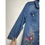 Alfred Dunner  Women’s Light Wash Denim Jacket Floral Butterfly Embroidered 1X Photo 4
