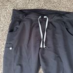 FIGS Women’s Kade Cargo Scrub Pants Black Size XLT Style T21004T Photo 6