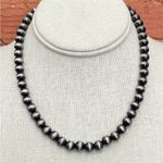 8mm Navajo Style Pearl Necklace Silver Photo 0