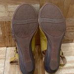 NAYA “Fausta” Yellow Woven Leather Ankle Strap Wedge Heeled Sandal Size 9 Photo 9