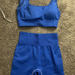 Amazon Workout Set Photo 0