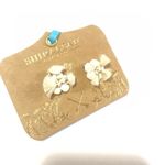 Anthropologie Shiraleah Chicago jewelry -  - Fleur stud earrings ivory flower NEW Photo 1