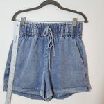 Pink Lily  High-Rise Denim Shorts Size Large Photo 3