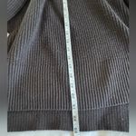 H&M  Mock Neck Hi-Low Boxy Cropped Sweater Black Wool Blend Size Small Photo 8