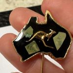 Kangaroo / Australia Country Black Enamel Gold Tone Lapel Stick Pin Photo 6