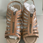 Jessica Simpson  Brown Strappy Sandals Photo 0