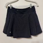 Lululemon  pace rival skirt skirt size 4 tall Photo 4