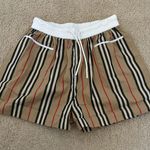 Burberry Shorts Photo 0