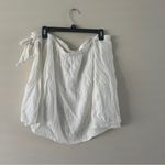 Old Navy White Wrap Skirt Photo 3