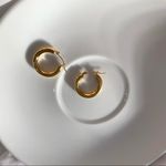 Gold Hoop Round 23mm Earrings Photo 4