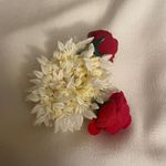 Gajra Hair Tie With Roses White Photo 0
