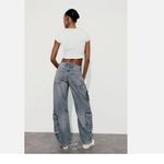 ZARA NWT WOMEN MID-RISE TRF CARGO JEANS Pockets Photo 3