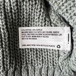 Wild Fable Women's Gray Cropped V-Neck Pullover Sweater - Size Small - NWT Photo 4