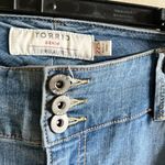 Torrid  Women's Size 22S Blue Denim 3-Button High Rise Stretch Ankle Jeggings‎ Photo 3